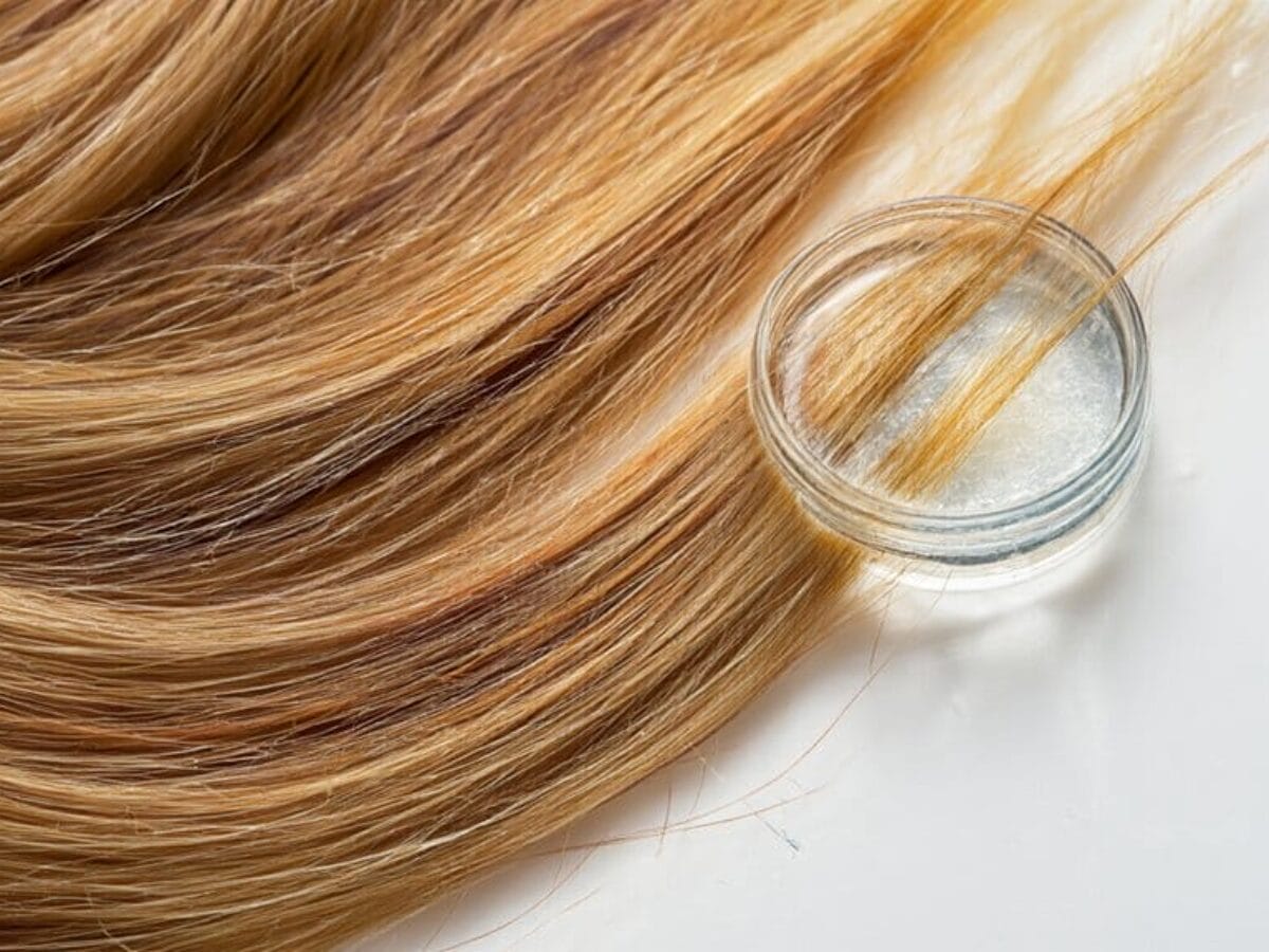 benzoyl peroxide and hair