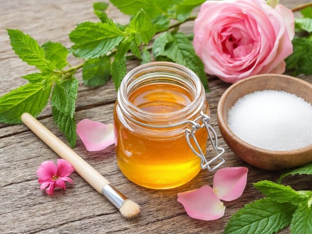 naturally kissable lip exfoliator